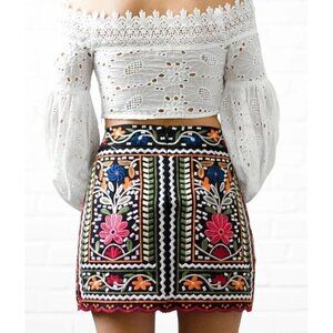 NEW Herencia Collection State Reina Black Floral Embroidered Mini Skirt